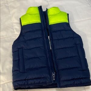 Gap Kids Puffer Vest NEW 4-4 XS